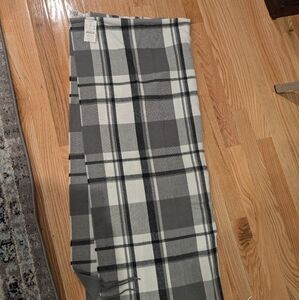 Nwt jcrew cape scarf,last picture is a reference of the style